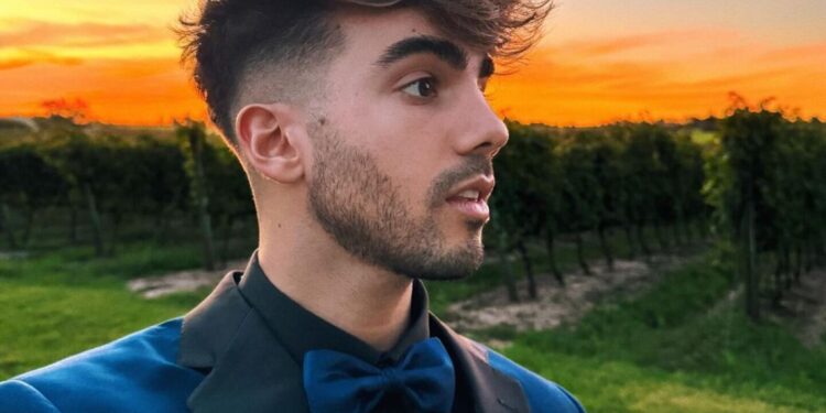 Los hijos de Luis Miguel le pidieron una foto al youtuber Fede Vigevani, pero él... ¡ni los topó!