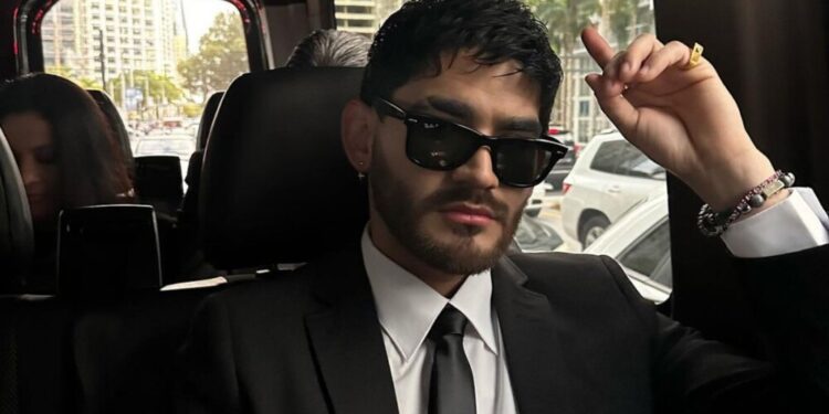 Ricky Yocupicio, vocalista de la Banda El Recod
