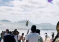¡Qué talento! Un músico sorprendió a Eduin Caz con su habilidad para tocar en las alturas: VIDEO