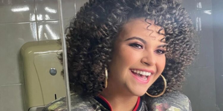 ¿Hay reconciliación? Lucerito Mijares hizo un llamativo comentario sobre sus padres y revolucionó "Juego de Voces"