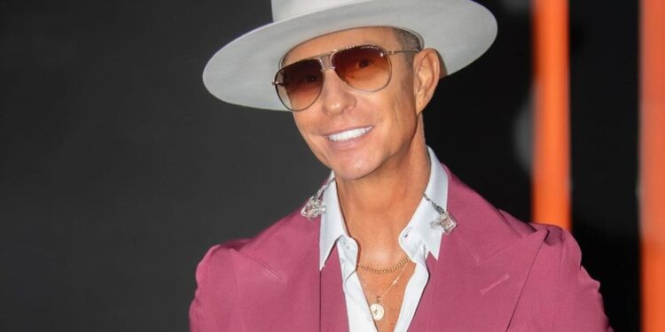 Erik Rubín le expresó su apoyo a Pepe Aguilar ante el hate contra Ángela: 'Quiénes somos para juzgar'