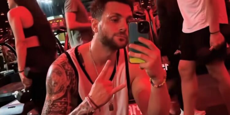 Famosos que han luchado contra de depresión y ansiedad: Cómo la han vencido