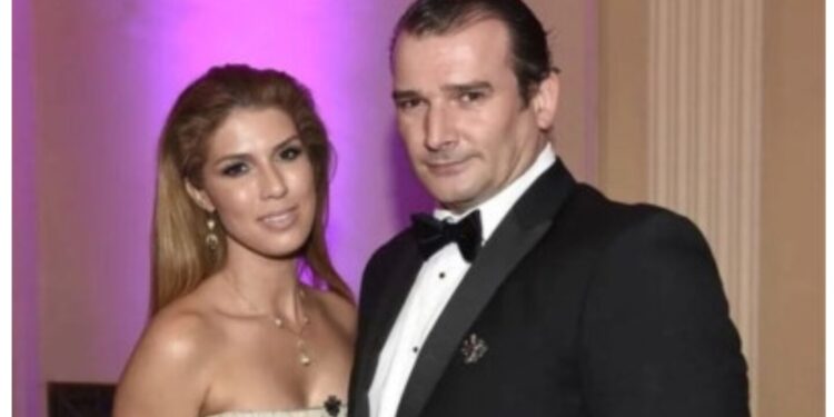 Mató a su esposa, estrella de la televisión, y luego se quitó la vida en presencia de sus tres hijos