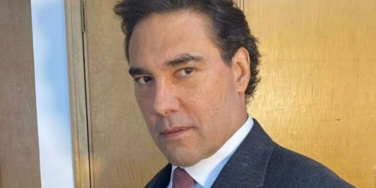 revelan que la reportera agredida por Eduardo Yáñez fue hospitalizada de emergencia