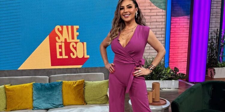 ¡Más cambios! Mariana Ochoa se va de “Sale el Sol”