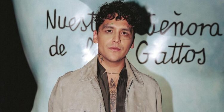 ¿Christian Nodal stalkea a Cazzu? El cantante reapareció en Instagram y el gesto que tuvo enfureció a los fans