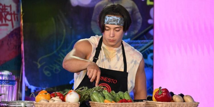 Ernesto Cázares le dijo adiós a MasterChef Celebrity con esta emotiva reflexión: VIDEO