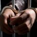Famoso cantante se habría entregado a la policía tras ser buscado por un tremendo delito