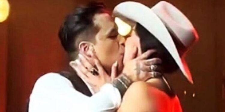 Las pistas de que Christian Nodal y Ángela Aguilar se casan en una lujosa hacienda en México: FOTOS