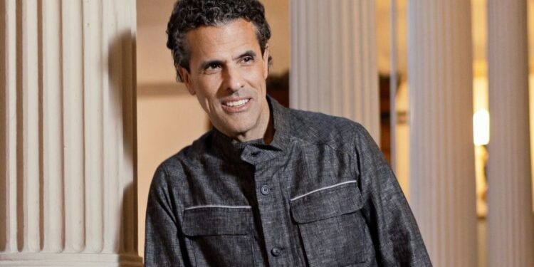 Marco Antonio Regil reaccionó filoso a los dichos de Shanik Berman en La casa de los famosos México: qué dijo