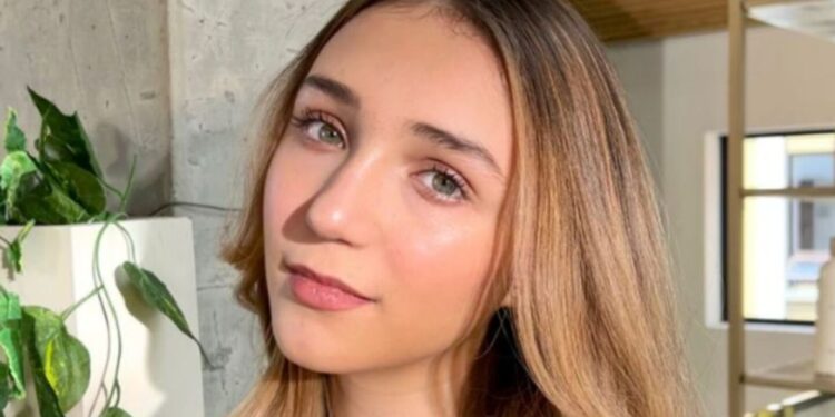 Nina Rubín confiesa que dejó de estudiar la preparatoria: "quiero ser libre"