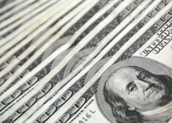 PIB de la UE supera expectativas.