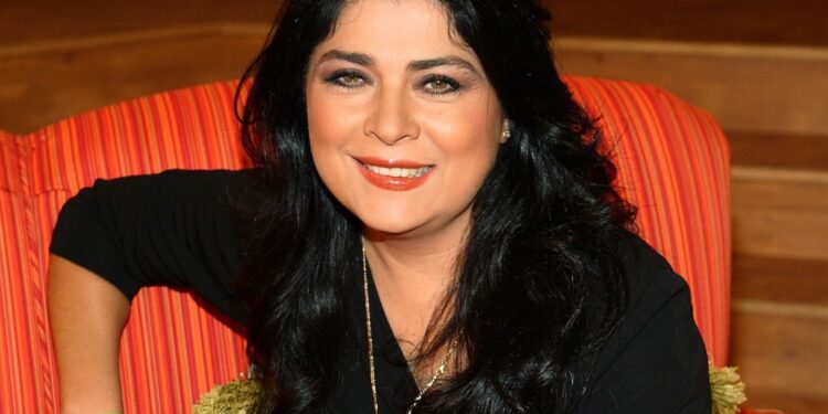 Por primera vez, Victoria Ruffo presume el rostro de su nieta Tessa en redes sociales: FOTO