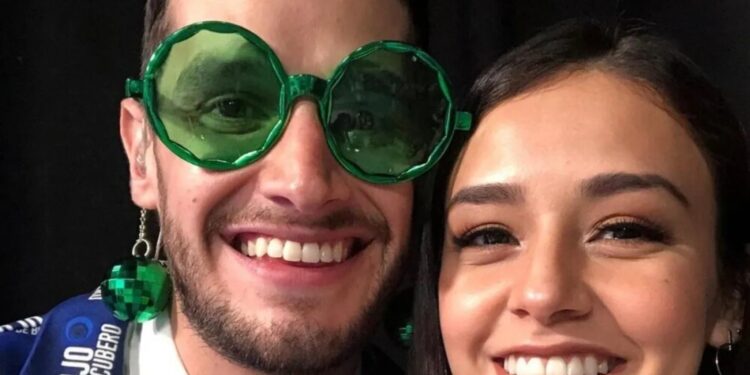 esposa adrian marcelo