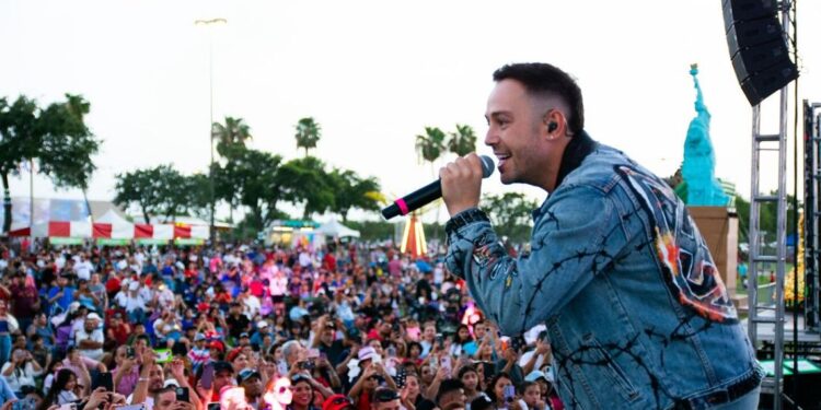 ¡Pee Wee cantó con Paulina Rubio y ella nunca lo supo! Esta es su curiosa anécdota