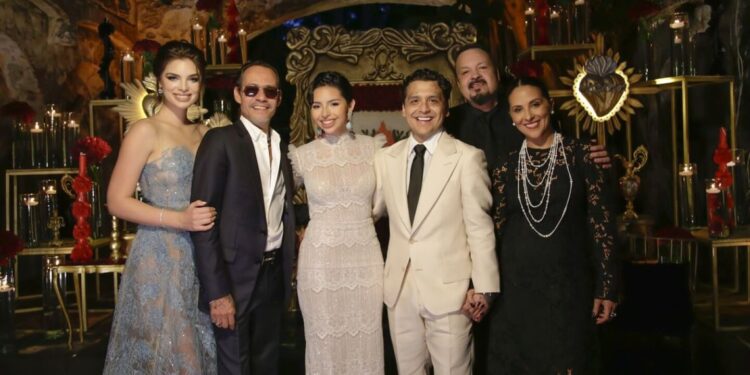 ¡Ser infiel podría salirle caro a Christian Nodal! Filtran su supuesto acuerdo prenupcial con Ángela Aguilar