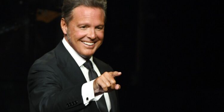 ¿Luis Miguel tiene una hija no reconocida? Ella es la joven venezolana que llevaría la sangre del cantante