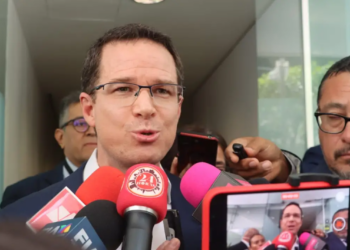 Los 43 senadores de oposición: ¿Qué hay detrás?