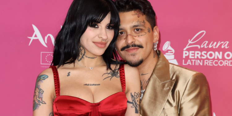 Tras eliminar las fotos con Christian Nodal, Cazzu toma una nueva decisión que involucra a Inti, su hija