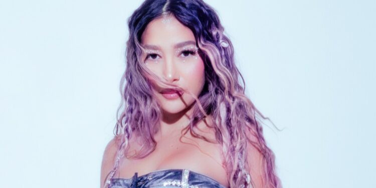 Fariana sorprende con su nuevo álbum “Underwater”, una fusión de géneros y colaboraciones estelares