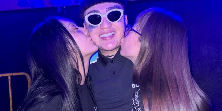 dani flow novia