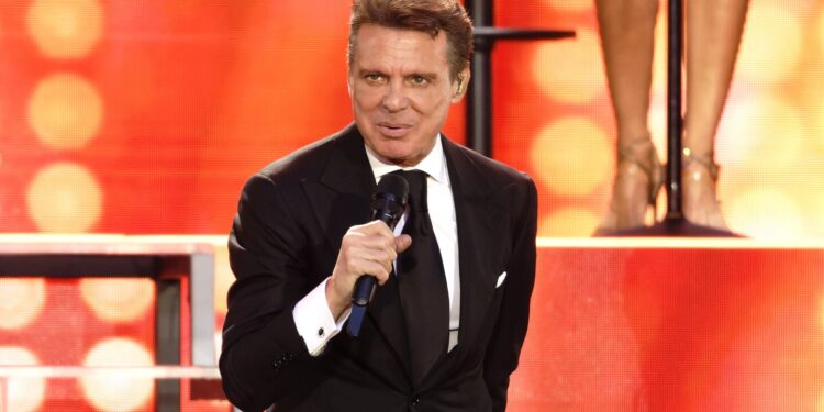 Revelan que Luis Miguel estuvo al borde de la muerte a los 19 años: ¡esto pasó!