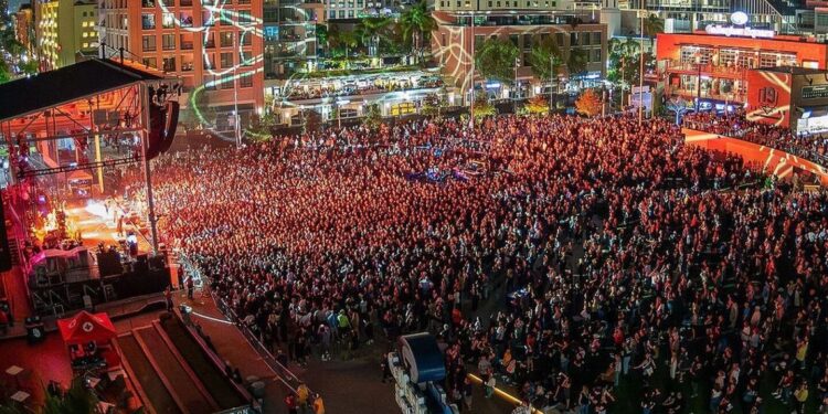 ¡Hubo golpes! Esta banda de rock suspendió su exitosa gira luego de una terrible pelea en el escenario