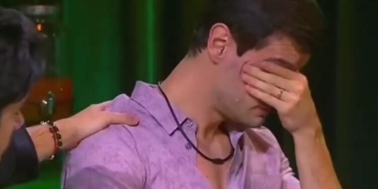 ¡Preocupación! Aseguran que la mamá de Adrián Marcelo habría sido hospitalizada de emergencia: esto se sabe