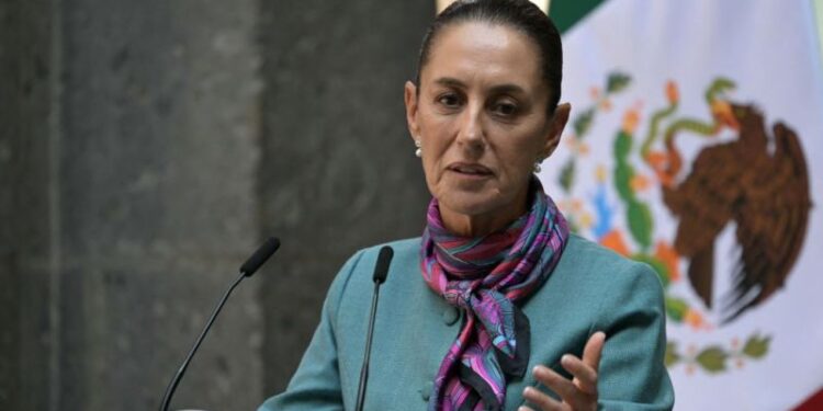 Sheinbaum dice que sigue esperando que el Gobierno de EE.UU. entregue información sobre la detención del Mayo Zambada