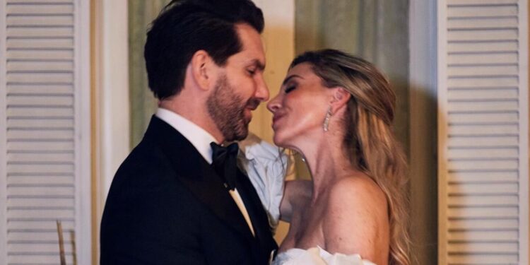 Arap Bethke revela cómo vive en las mieles del amor a dos meses de su boda