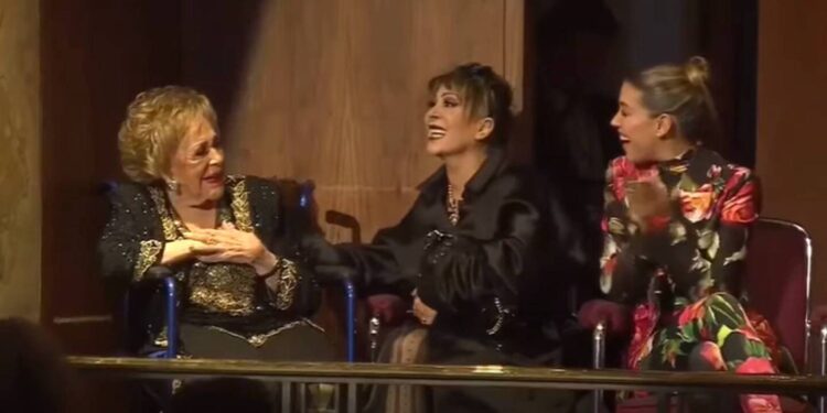 Así fue el homenaje EN VIDA para Silvia Pinal en el Palacio de Bellas Artes en 2022