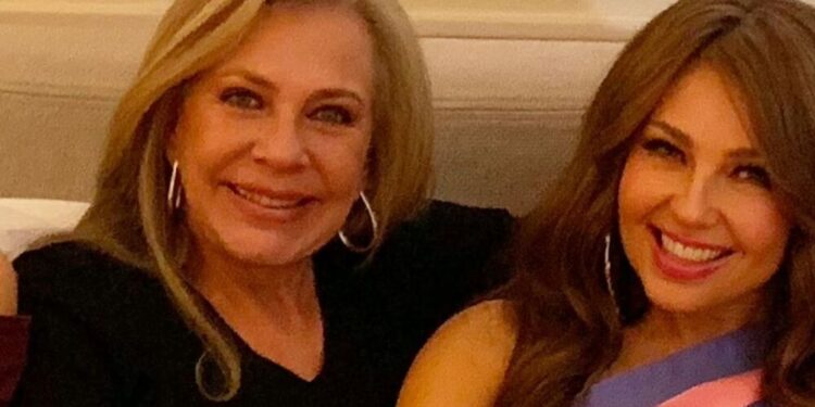 Thalía y su hermana