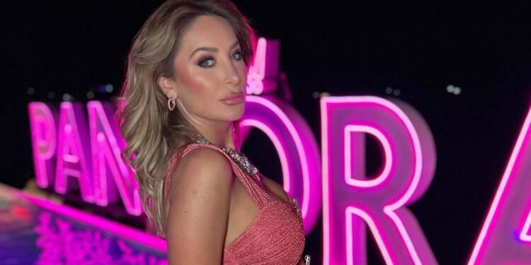 Geraldine Bazán, separada de Gabriel Soto y tras los rumores de romance con Giovanni Medina, habló de su corazón