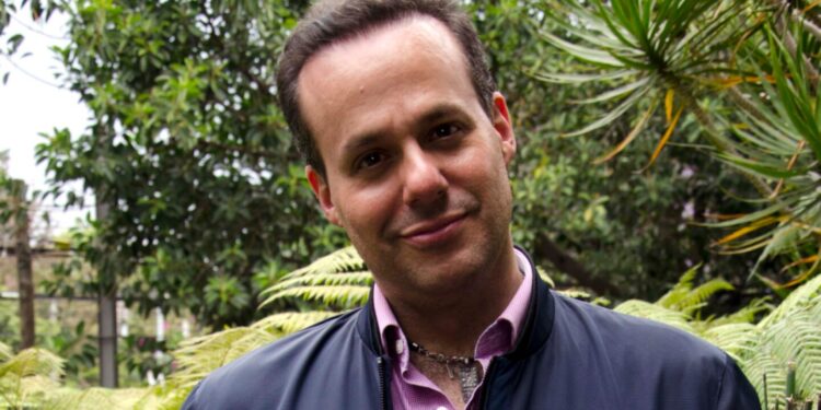 José Joel presentará sencillo en un lugar pequeño de a Peralvillo, como le enseñó su papá