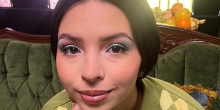angela aguilar amenaza