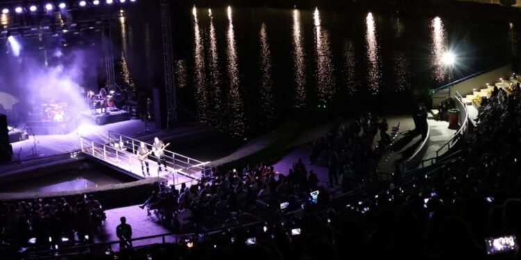 así puedes obtener boletos gratis para ver a Chayanne o a Christian Nodal
