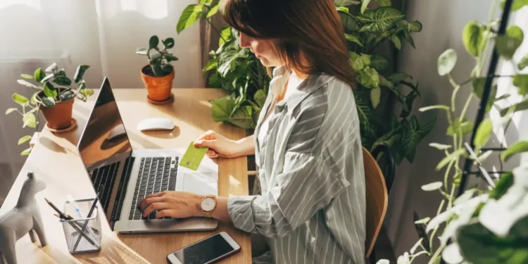 ¿Cómo proteger tu historial crediticio? Condusef tiene un recurso oculto.