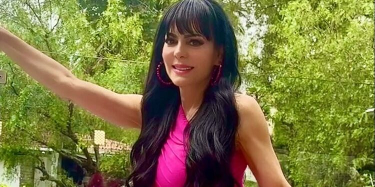 Acusan a Maribel Guardia de pagar para quedarse con su nieto: 'Estuvo repartiendo dinero'