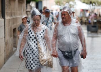 El tiempo del fin de semana: tormentas en el noreste peninsular y Baleares y subida de las temperaturas | El tiempo