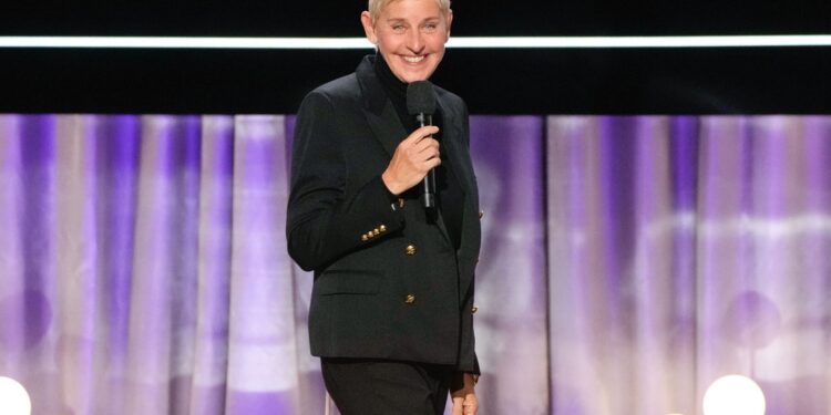 Ellen DeGeneres y Portia de Rossi venden su casa de 26 millones de euros en los Cotswolds porque necesitan espacio para sus caballos | Gente