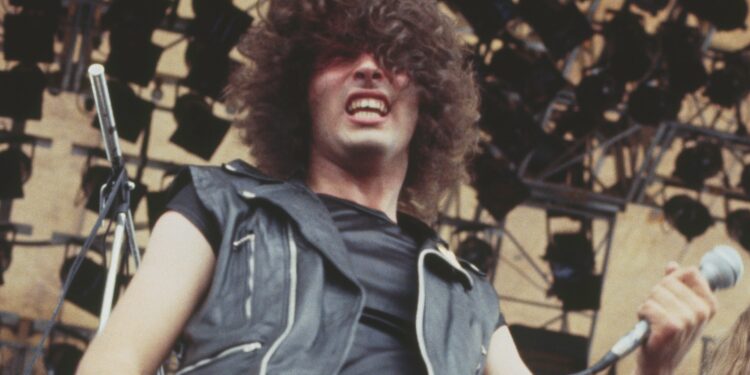 Muere Paul Mario Day, vocalista original de Iron Maiden | Cultura