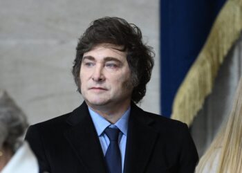 El Congreso argentino frena la motosierra de Milei y le depara una semana negra al Gobierno ultra