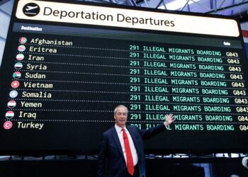 Farage se suma a la ultraderecha europea y promete expulsar del Reino Unido a cientos de miles de inmigrantes | Internacional