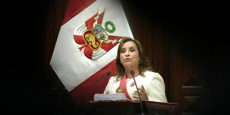 La justicia peruana suspende las investigaciones contra Boluarte hasta que concluya su mandato