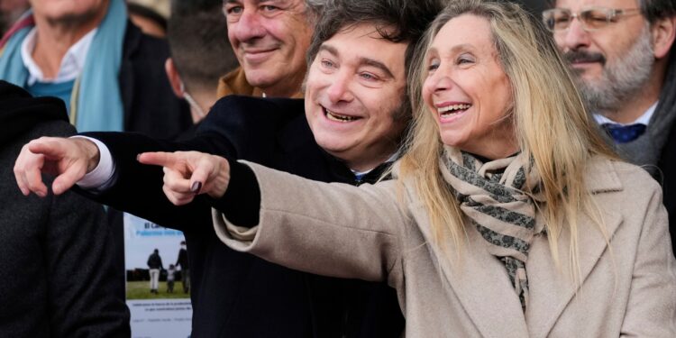 Sobornos con medicamentos: un golpe al centro del poder de Milei