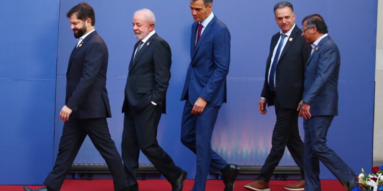 Una izquierda latinoamericana cuesta arriba