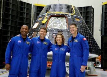 Christina Koch, astronauta de Artemis 2: “Vamos a ver partes de la Luna que nunca han sido miradas por ojos humanos” | Ciencia