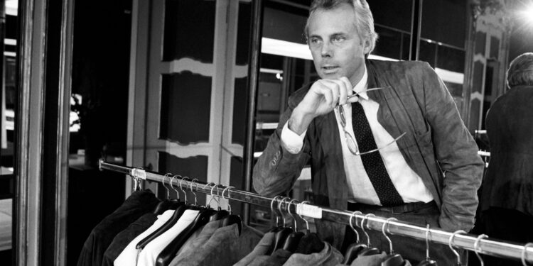 Columna Giorgio Armani Silvia Alexandrowitch: Giorgio Armani, el inventor de los colores sin nombre | ICON