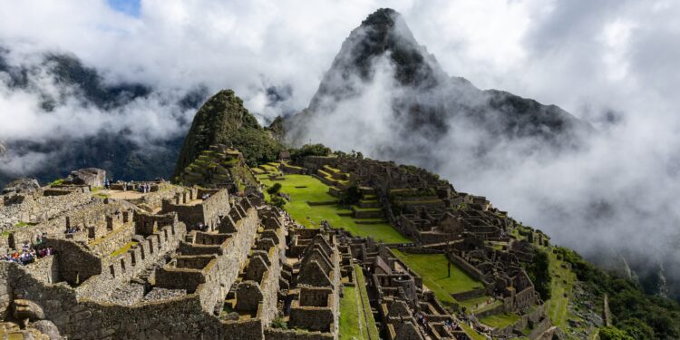 El caos de Machu Picchu amenaza con hacerle perder el estatus de Maravilla del Mundo