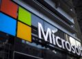 Microsoft suspende una serie de servicios a Israel utilizados para la vigilancia masiva de civiles palestinos | Internacional
